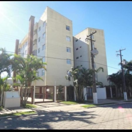 Apartamento Praia Гуаратуба Екстериор снимка